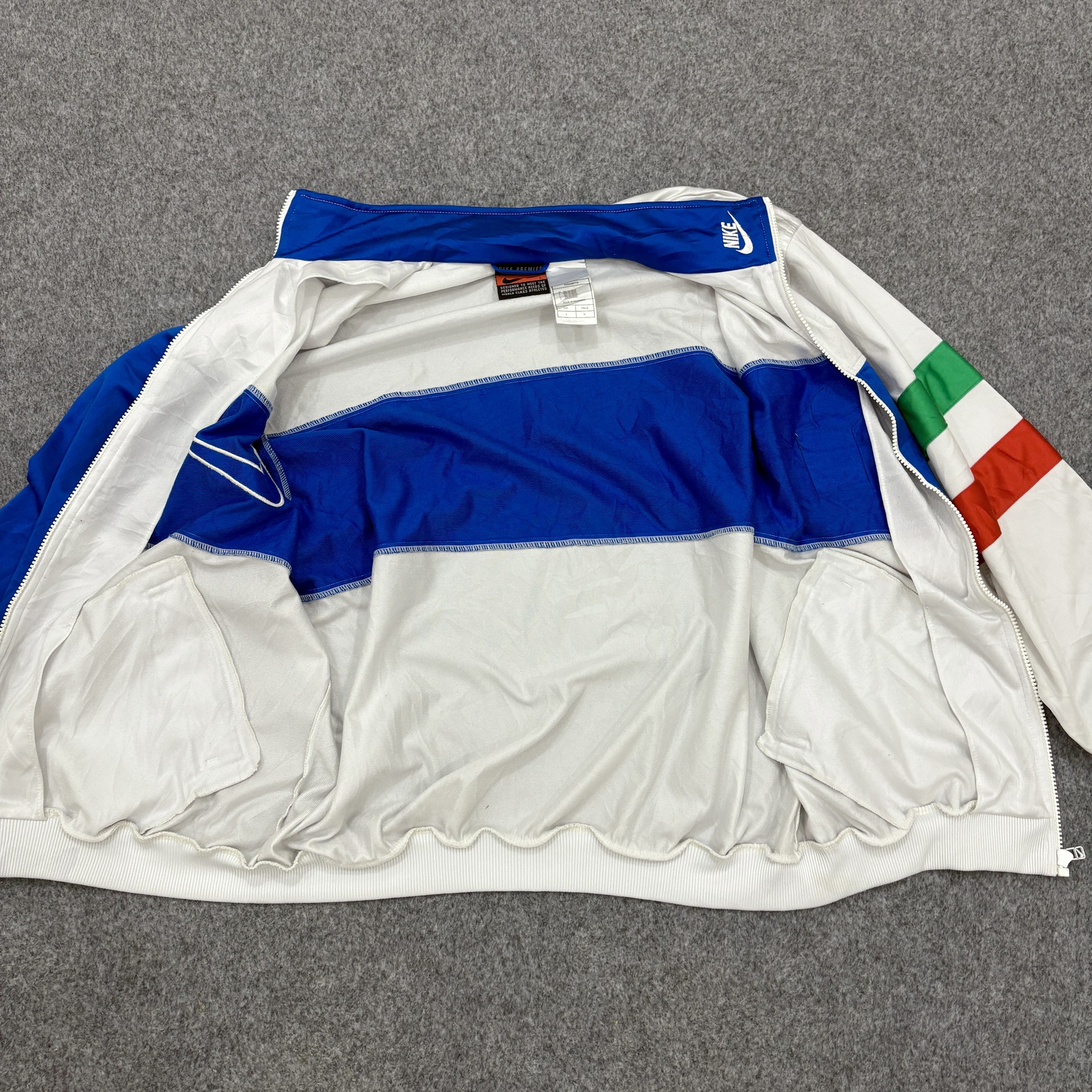 90s Nike premier italy jacket | ZThrifts 90s Nike premier italy jacket | ZThrifts