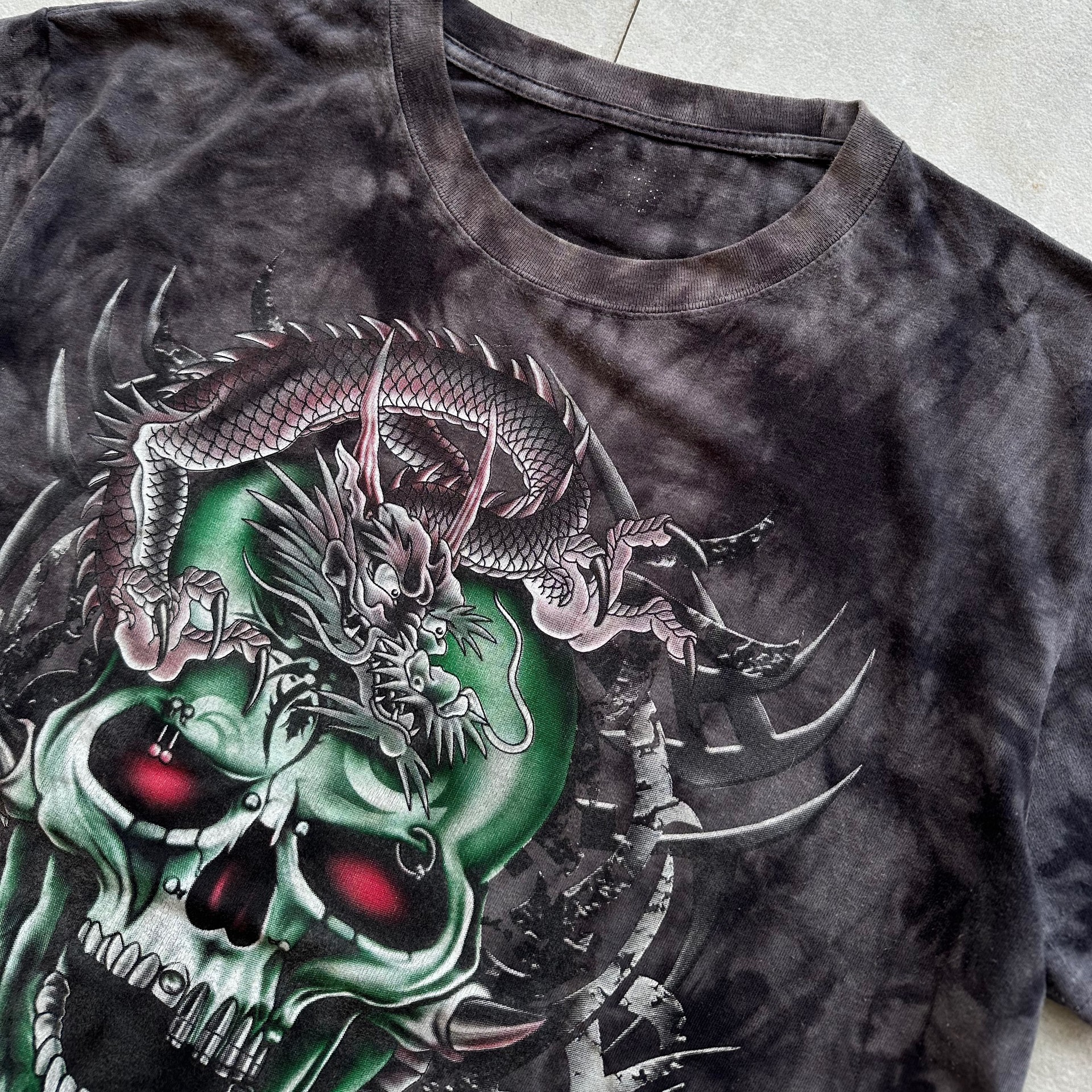 VINTAGE DRAGON SKULL TEE | ZThrifts